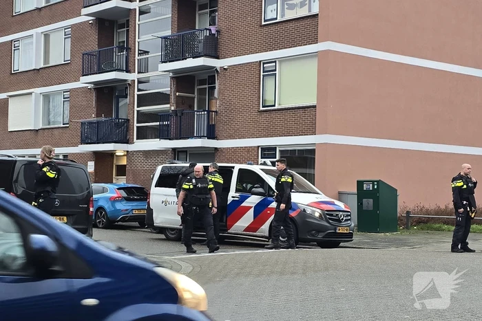 Wapendreiging leidt tot aanhouding van twee jongens