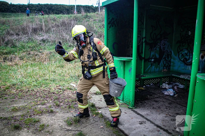 Brand in jeugdhonk snel geblust