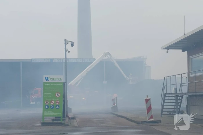 Brand in riet zorgt voor rookoverlast