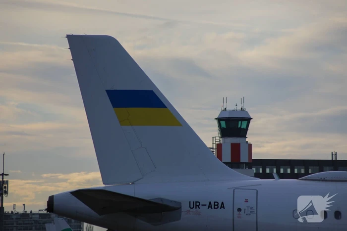 Oekraïense president arriveert op beveiligde luchthaven