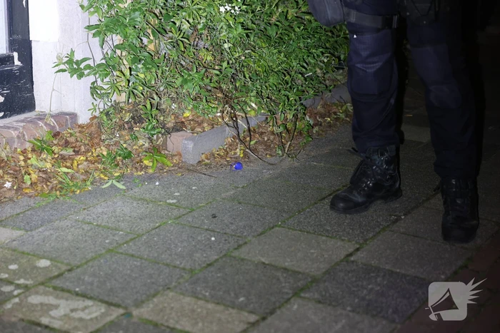 Explosie veroorzaakt schade aan deur