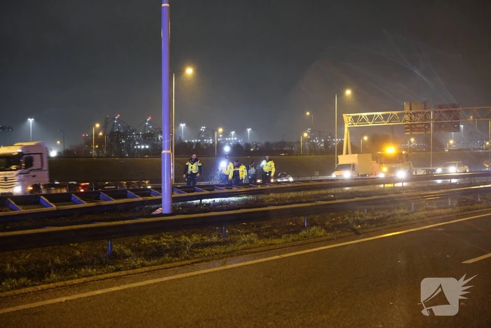 Bestuurder bevrijdt na ongeval vrachtwagen