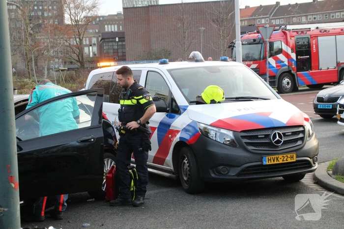 Zware aanrijding tussen twee voertuigen