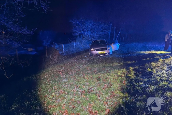 Bestuurder verliest controle over voertuig