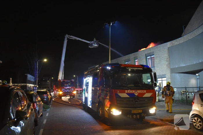 Brandweer oefent met meerdere eenheden