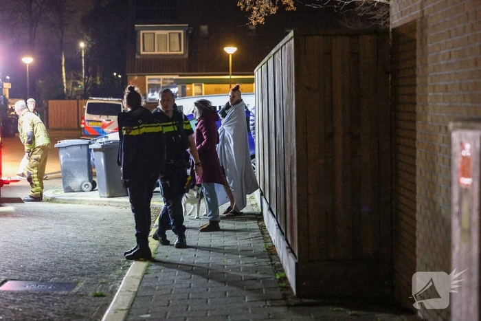 Explosie leidt tot woningbrand en ontruiming van twaalf woningen