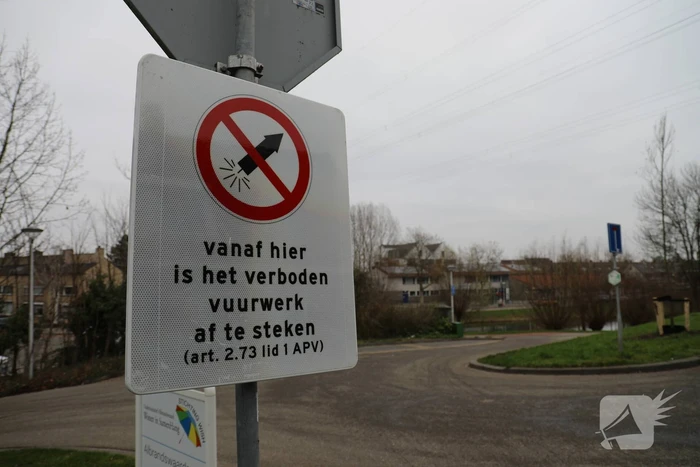 Borden geplaatst voor vuurwerkverbod in winkelgebied
