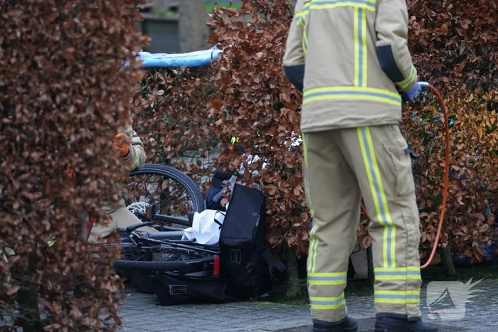 Fietser raakt bekneld bij ongeval