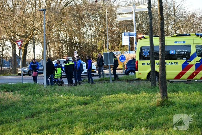 Aanrijding tussen auto en scootmobiel