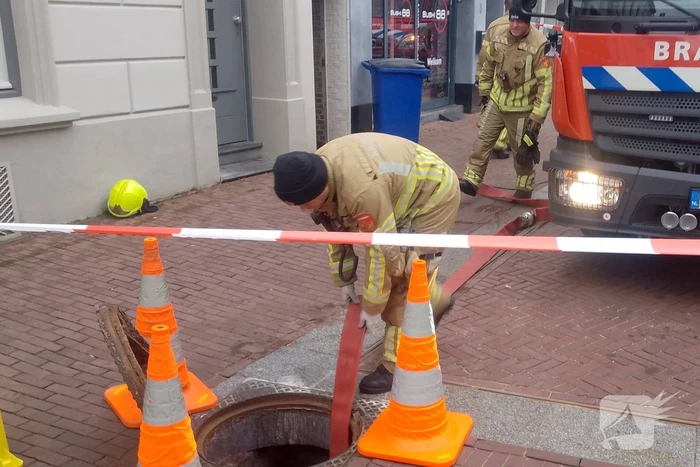Waterlekkage zorgt voor inzet brandweer
