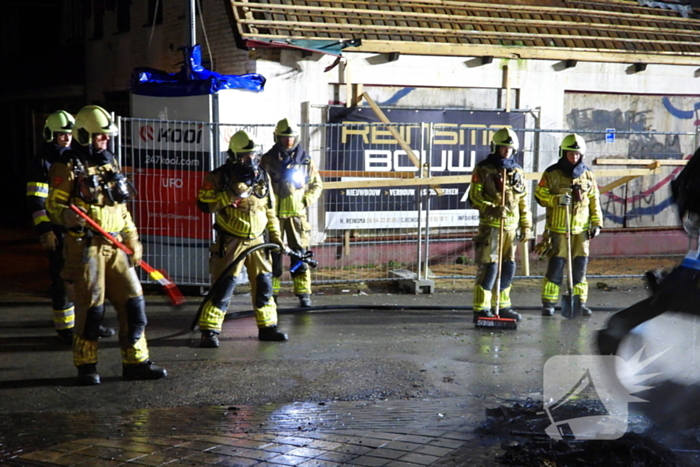 Mobiele eenheid ingezet bij afvalbrand