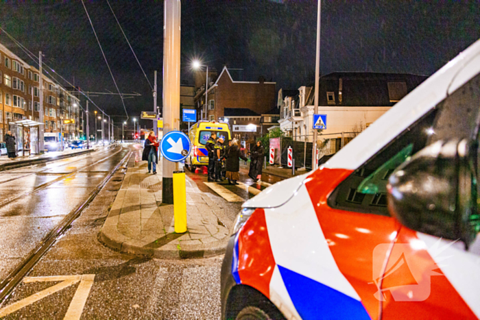 Persoon geschept bij tramhalte