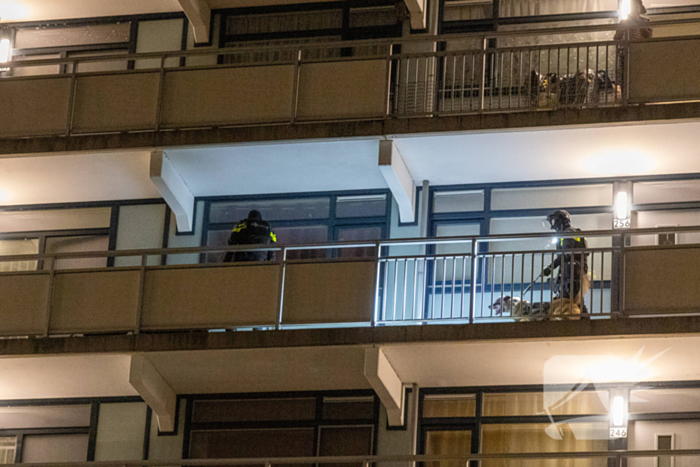 Politie doet onderzoek naar steekpartij en houdt mogelijke verdachte aan