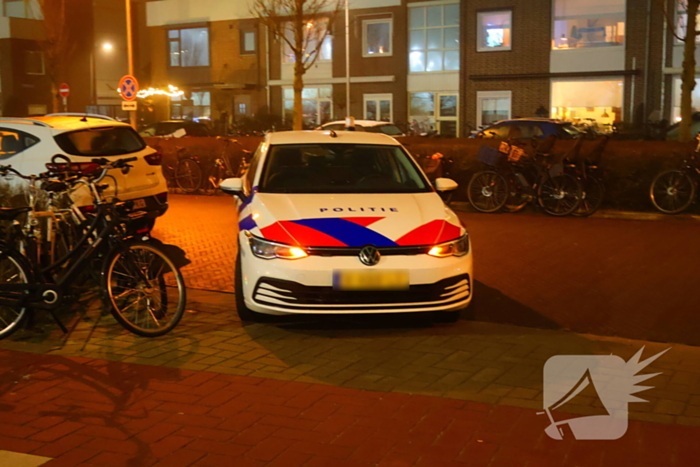 Persoon verliest hand door vuurwerk bij voetbalwedstrijd