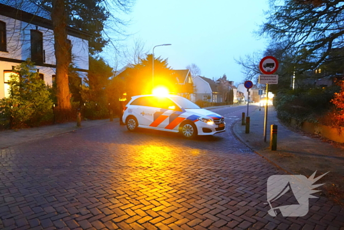 Woningbrand laait opnieuw op
