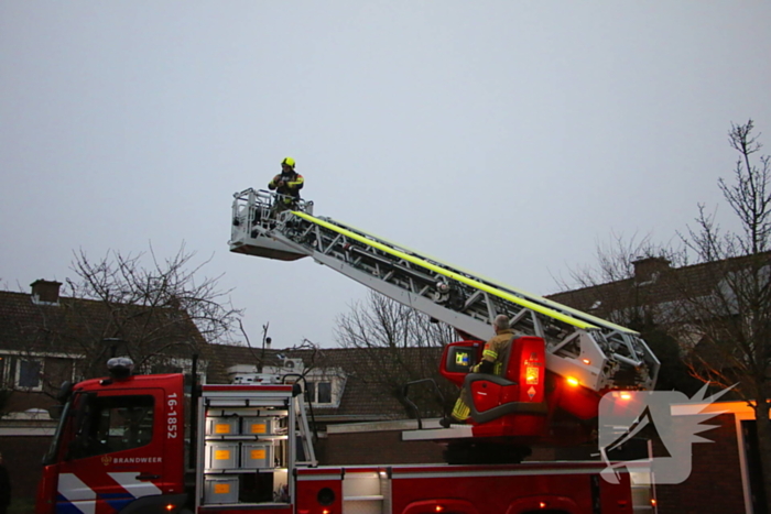 Schoorsteenbrand snel onder controle