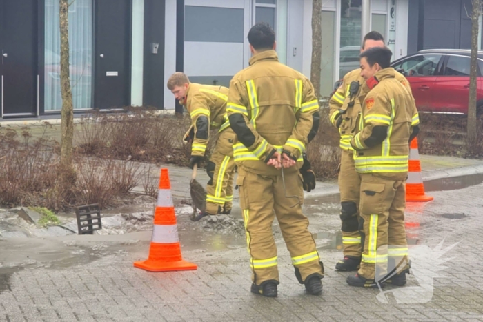 Sinkhole voor woning ontstaan