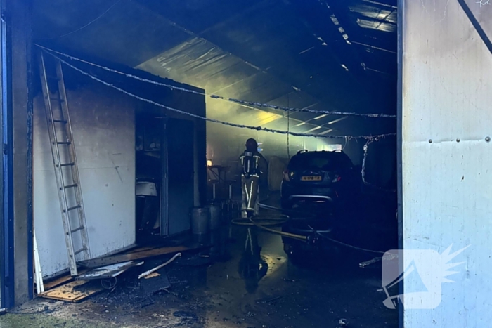 Flinke schade naar brand in schuur, paard gered