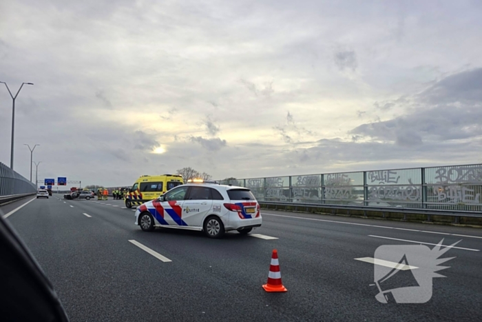 Snelweg afgesloten na ongeval