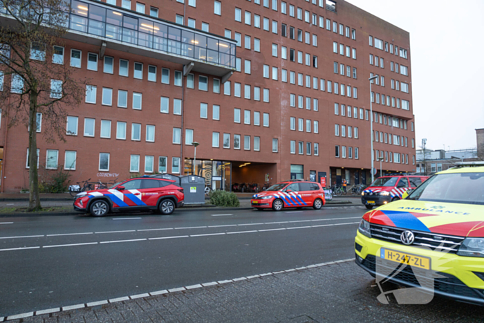 Meerdere woningen ontruimd bij grote brand