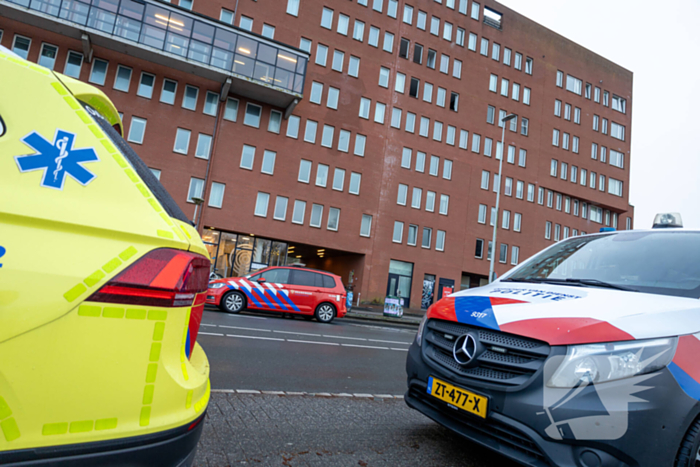 Meerdere woningen ontruimd bij grote brand