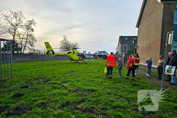 Traumahelikopter trekt veel bekijks