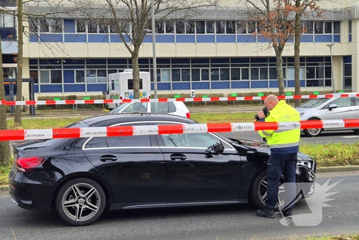 Fietser zwaargewond bij aanrijding met personenauto