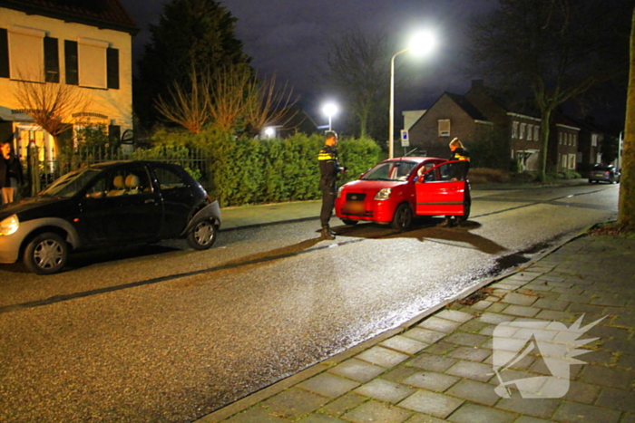Vrouw gewond bij botsing