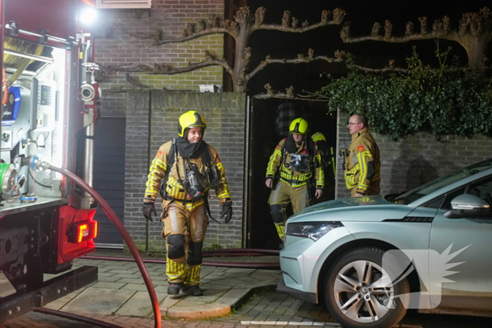 Brand in garage van woning