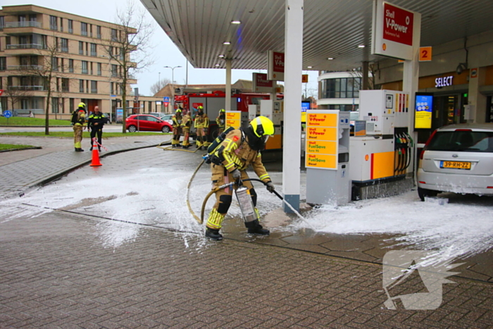 Benzinetank loopt leeg tijdens tanken
