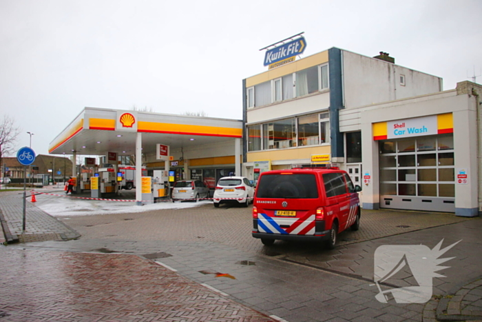 Benzinetank loopt leeg tijdens tanken