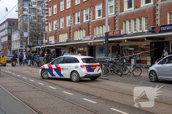 Gewonde bij steekpartij, politie doet onderzoek