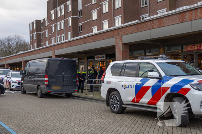 Politie lost waarschuwingsschot bij poging overval