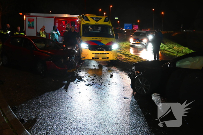Gewonde bij frontale aanrijding
