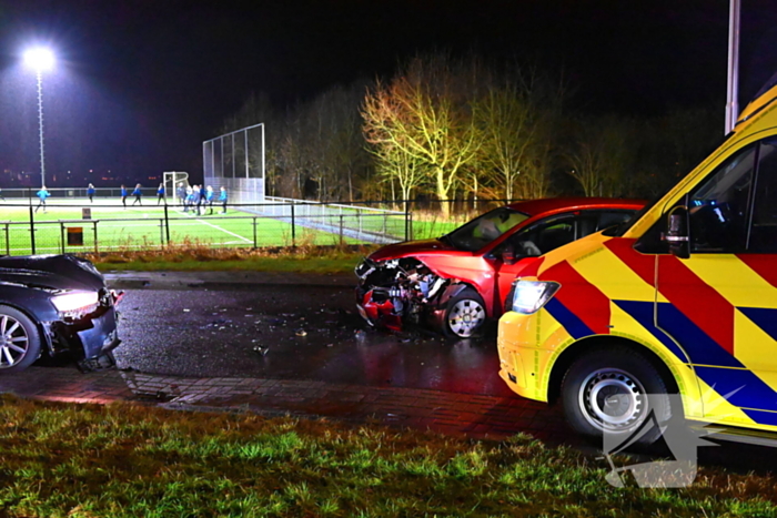 Gewonde bij frontale aanrijding