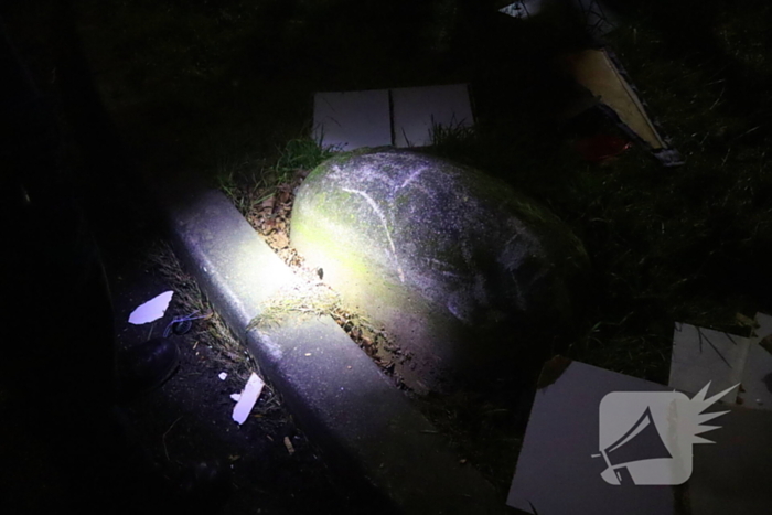 Bestuurder bevrijdt door brandweer bij fikse aanrijding