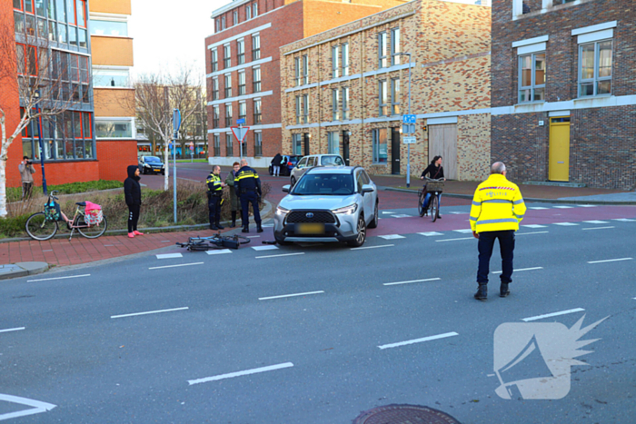 Fietser onderuit na aanrijding