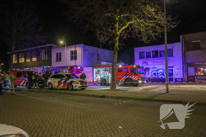 Grote brand bij verzamelgebouw voor bedrijven
