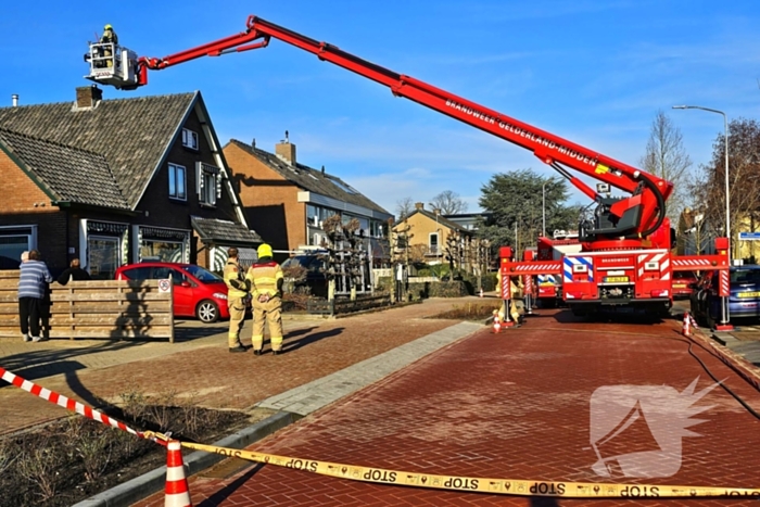 Brandweer treft vermoedelijk asbest aan tijdens schoorsteenbrand