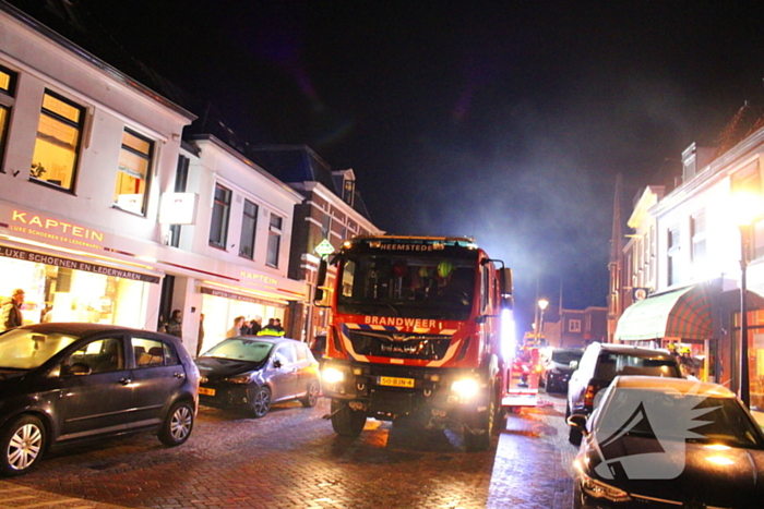 Veel rook bij brand in woning