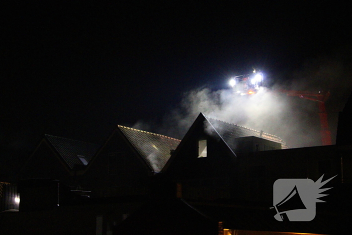 Veel rook bij brand in woning