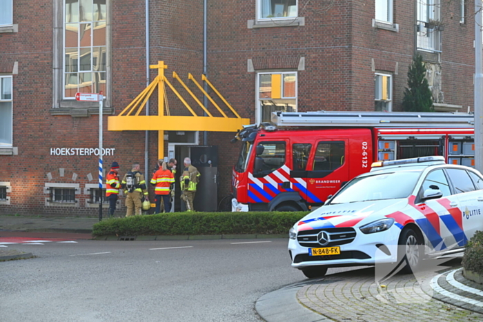 Meerdere brandweerwagens ingezet voor woningbrand
