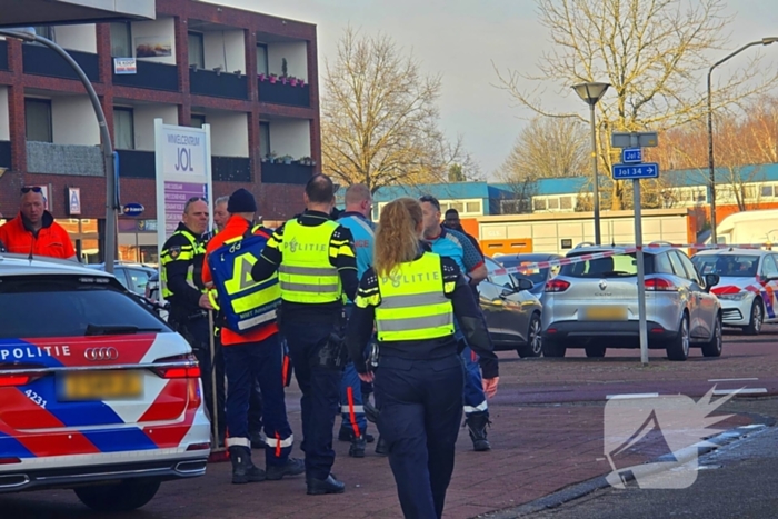 Traumahelikopter landt in woonwijk
