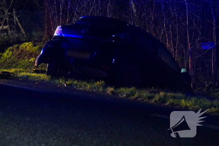 Trekker en auto in botsing