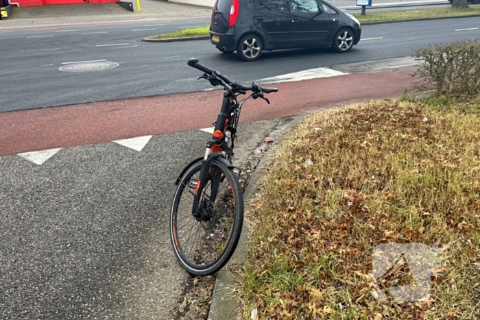 Fietser aangereden op kruising door automobilist