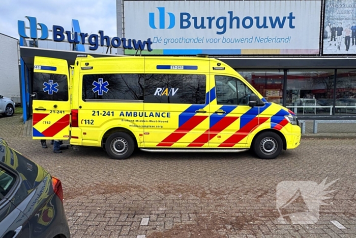 Fietser aangereden op kruising door automobilist