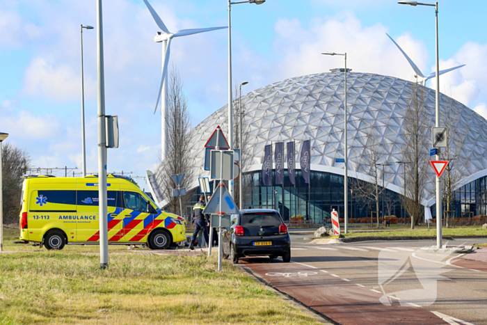 Scooterrijder gewond bij botsing met auto