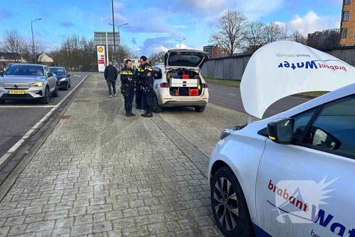 Flinke schade bij botsing tussen twee auto's