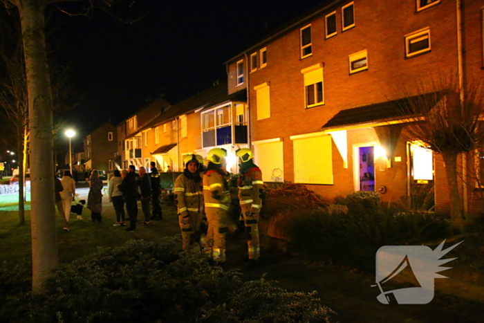 Bewoners gecontroleerd na brand in achtertuin