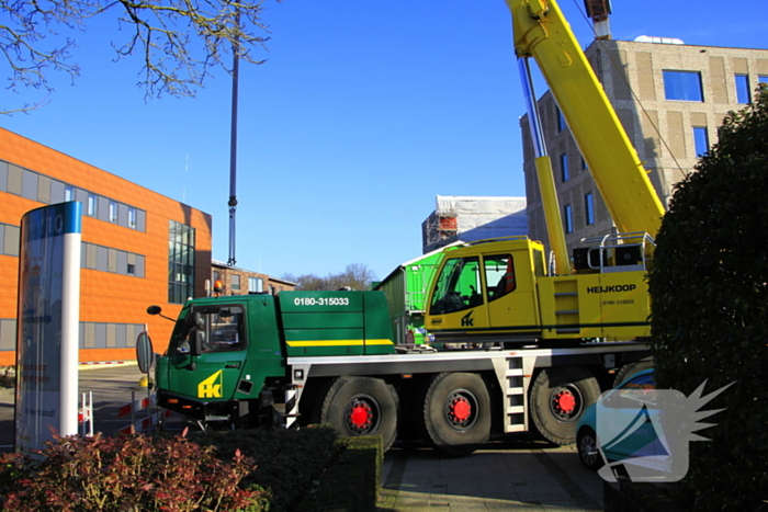 Torenkraan bij nieuwbouw ziekenhuis wordt verwijderd